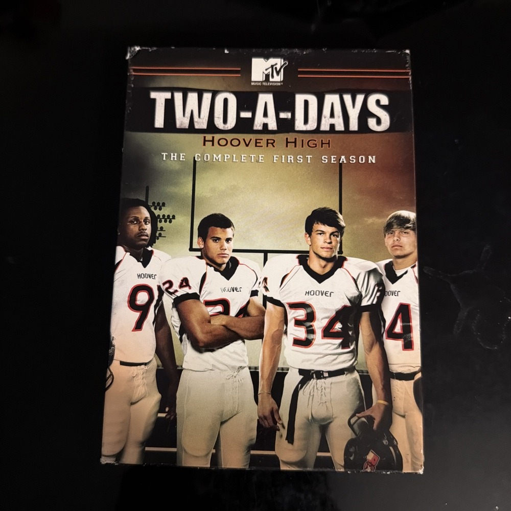 Two a Days: Hoover High-The Complete First Season (DVD 2006) Scratch Free Disc